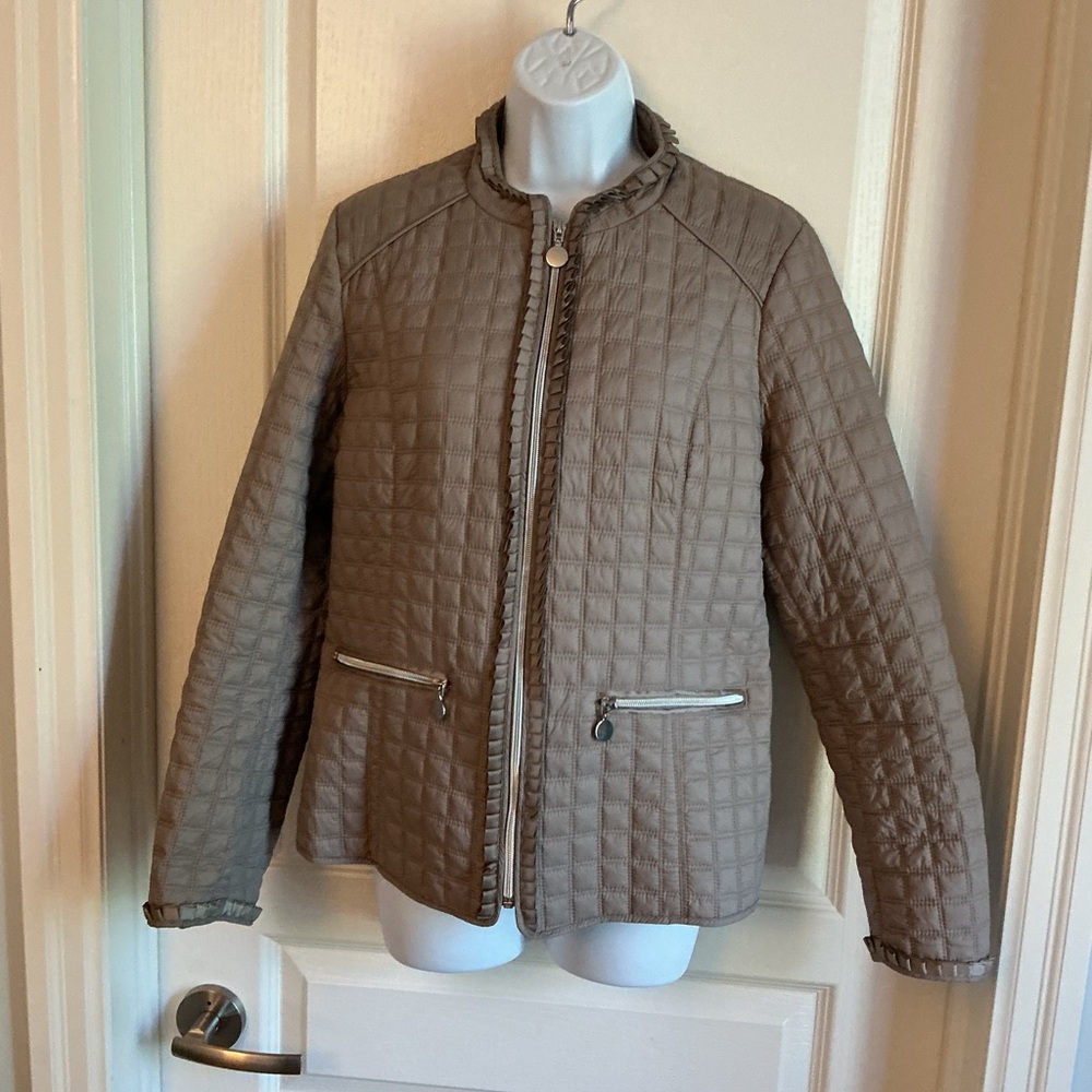 Fly quilted jacket size XL